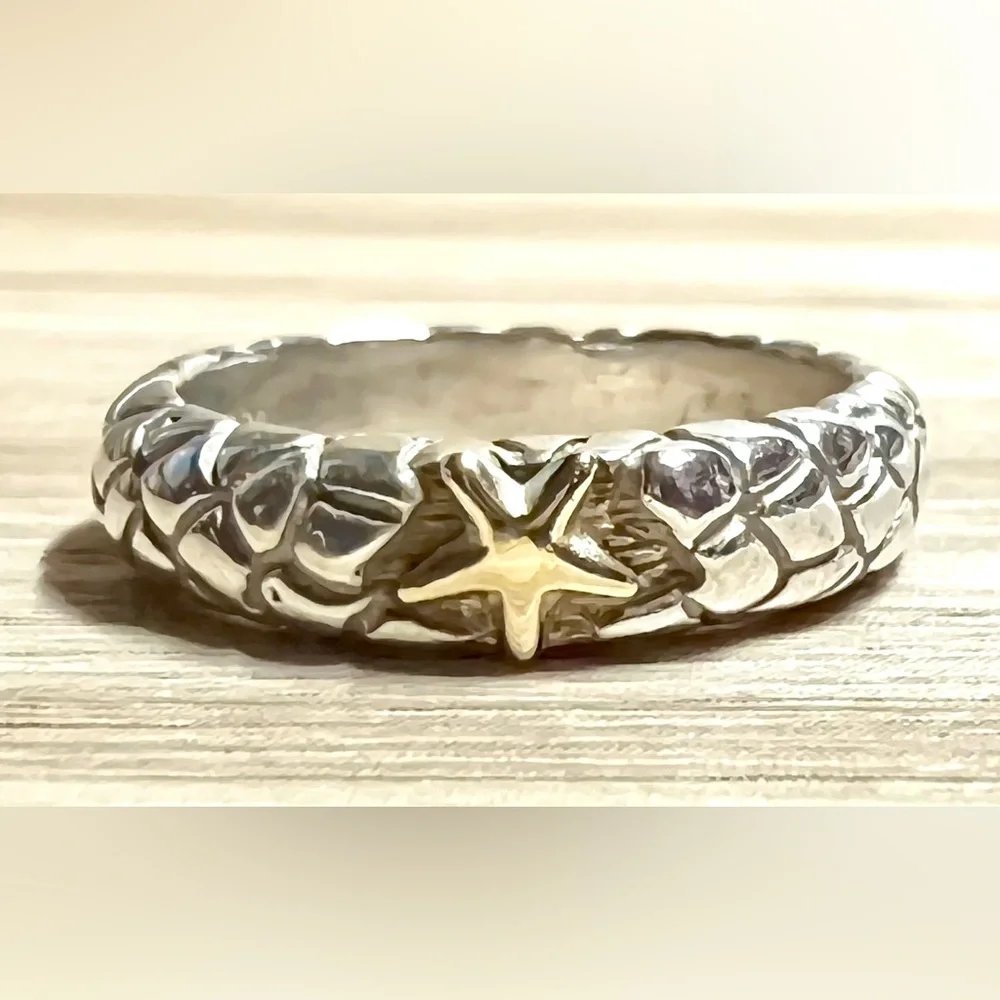 Alejandro Toussier Sterling Silver & 14K Gold Pebbled Star Band Ring, Size 7.5